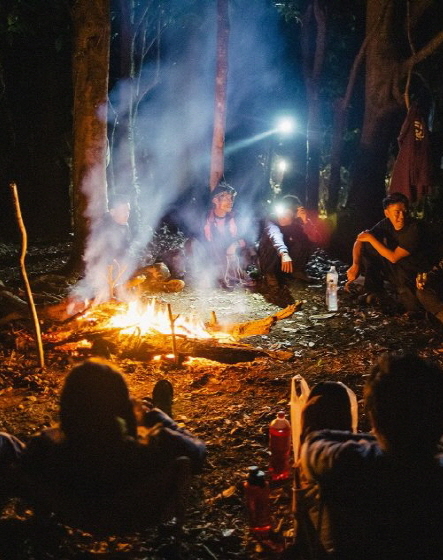 How to build a campfire